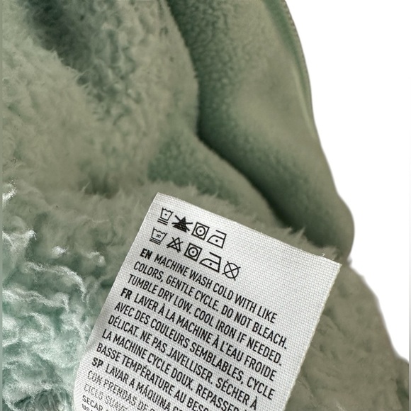 American Eagle Mint Green Sherpa Fleece Jacket Women’s Medium Zip Up Huggable - Picture 8 of 8